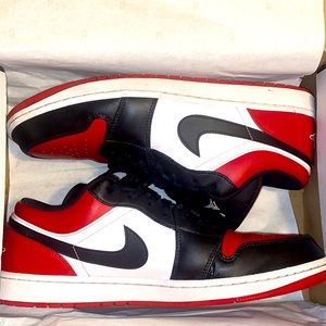 Shoes~ Jordan 1 Low Bred Toe Size 14